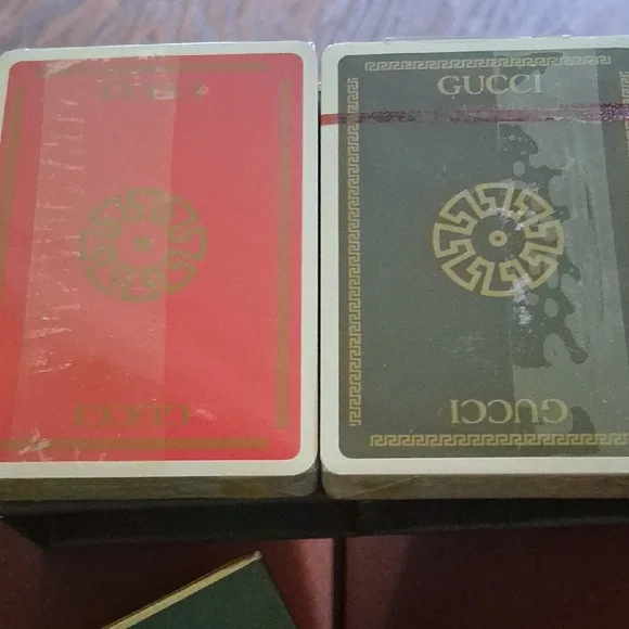 Vintage Gucci Playing Cards With Green Box with Gold Details - Picture 3 of 7